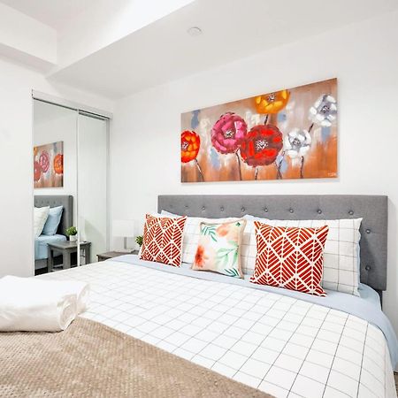 Spacious 2Br Apartment - Regent Park Near Downtown Toronto Exterior photo