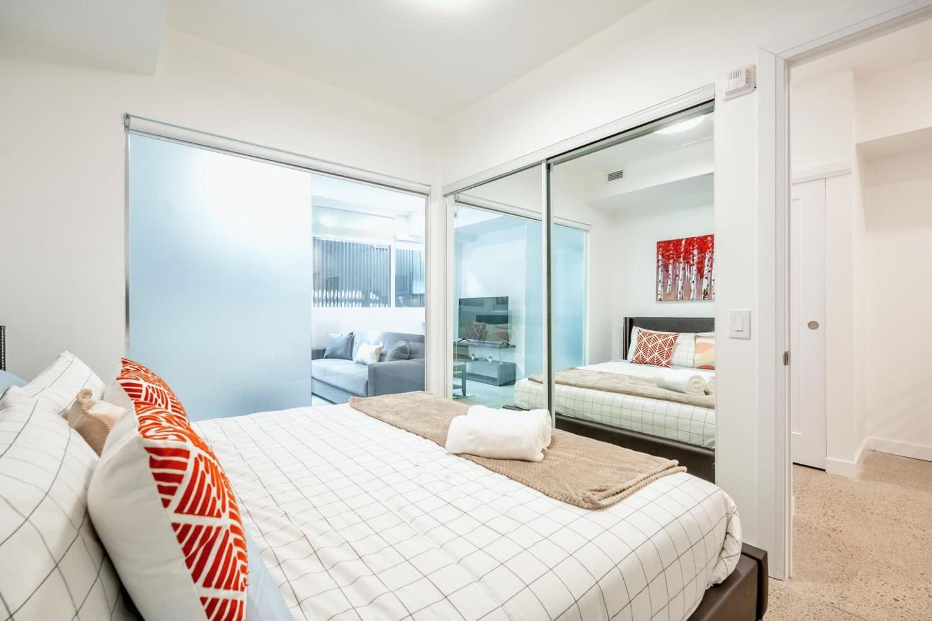 Spacious 2Br Apartment - Regent Park Near Downtown Toronto Exterior photo