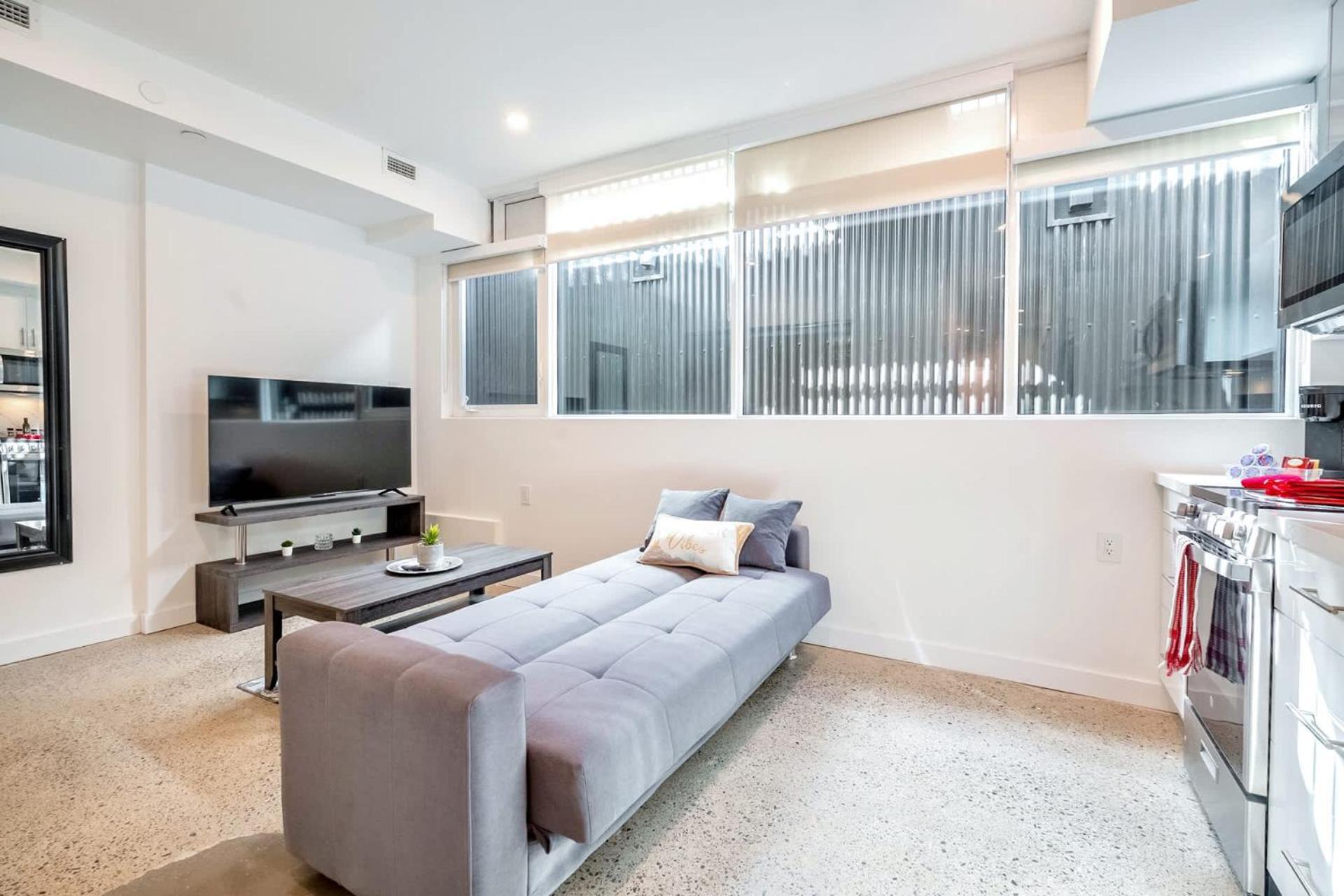 Spacious 2Br Apartment - Regent Park Near Downtown Toronto Exterior photo